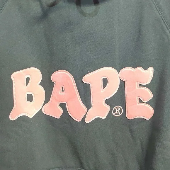 BAPE Logo Relaxed Fit Pullover Hoodie Green